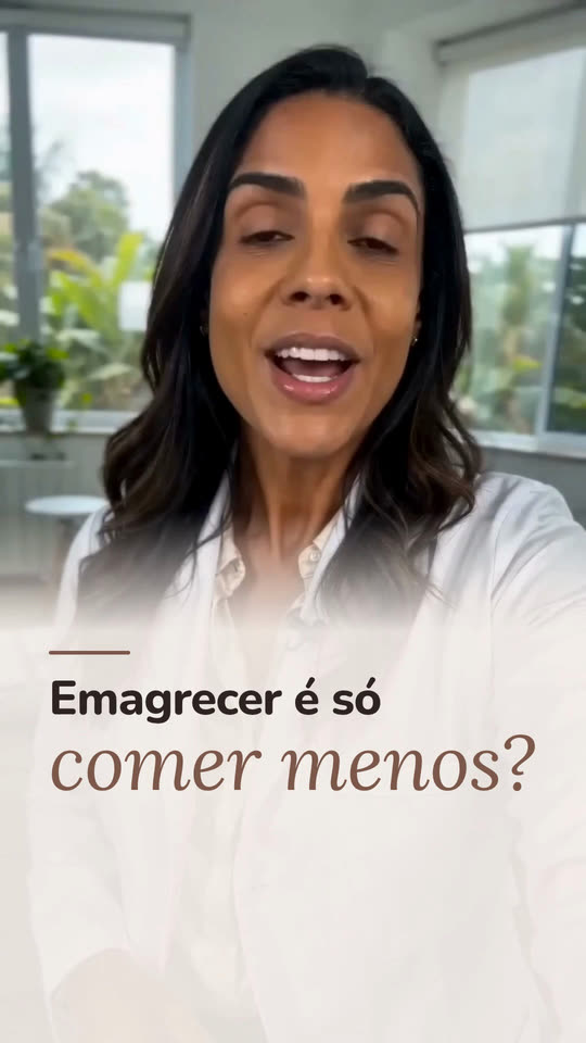 Capa Editorial: a mesma frase num fundo clareado embaixo, com comer menos em itálico na cor de destaque.